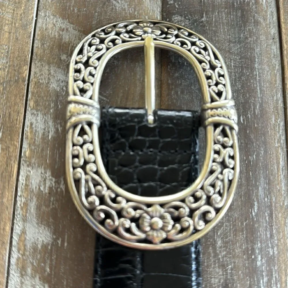 Croc Embossed Black Leather Belt Oval Ornate Silver Tone Buckle Women’s Size XL